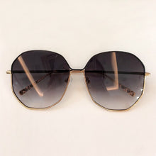 Load image into Gallery viewer, Oval Sunglasses Females