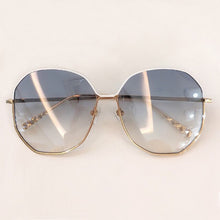 Load image into Gallery viewer, Oval Sunglasses Females